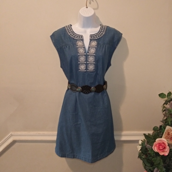 Knox Rose Boho Embroidered Chambray Mini Dress - Picture 7 of 10